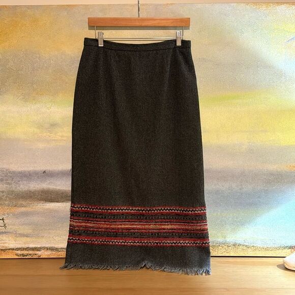 Vintage Sag Harbor long wool blend lined skirt with fringe bottom Size 10P - Picture 1 of 8